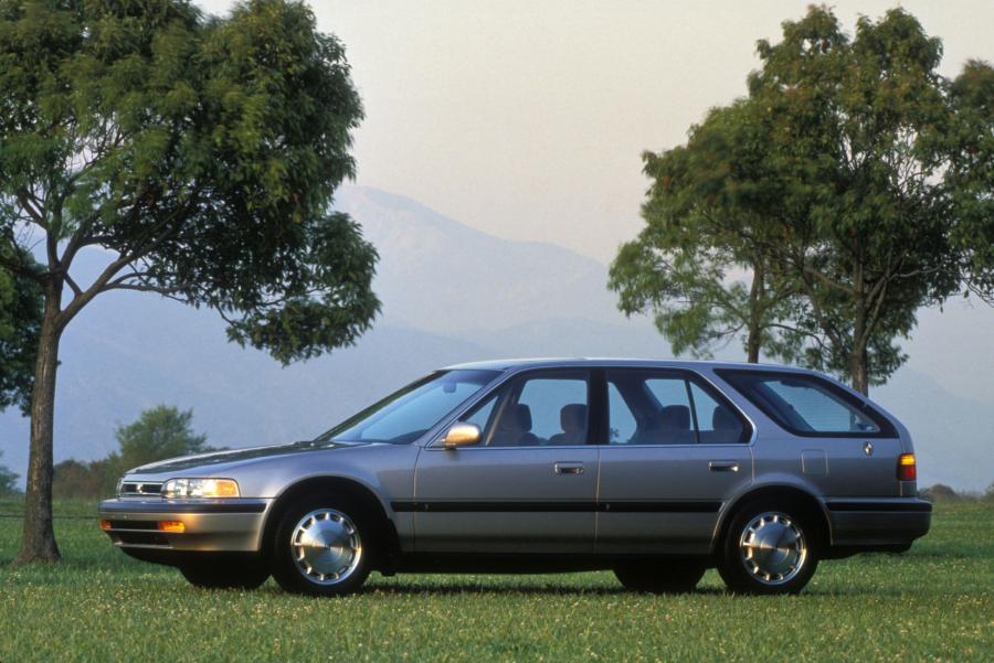  Honda Accord 1990 года  (фото 4 из 29)